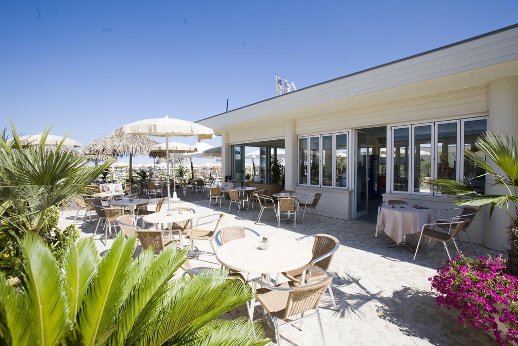 Hotel Waldorf- Premier Resort Milano Marittima Extérieur photo