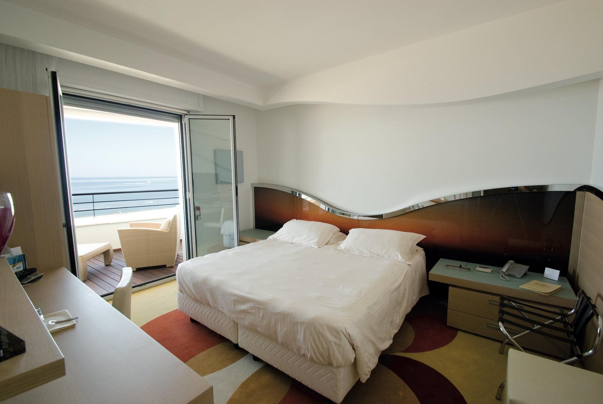 Hotel Waldorf- Premier Resort Milano Marittima Extérieur photo