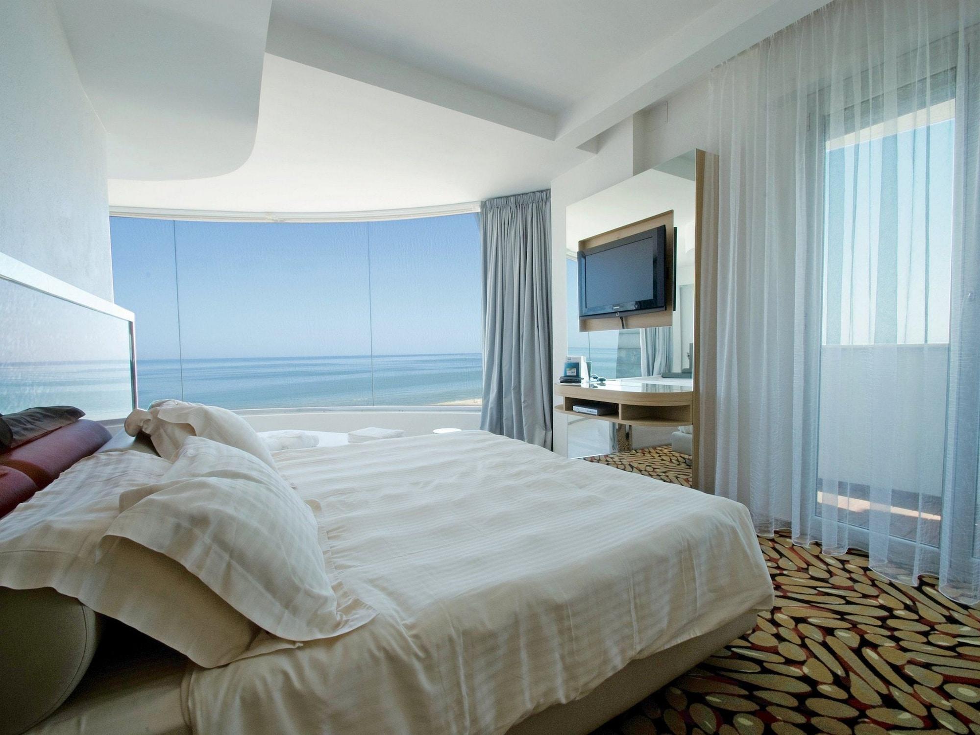 Hotel Waldorf- Premier Resort Milano Marittima Extérieur photo