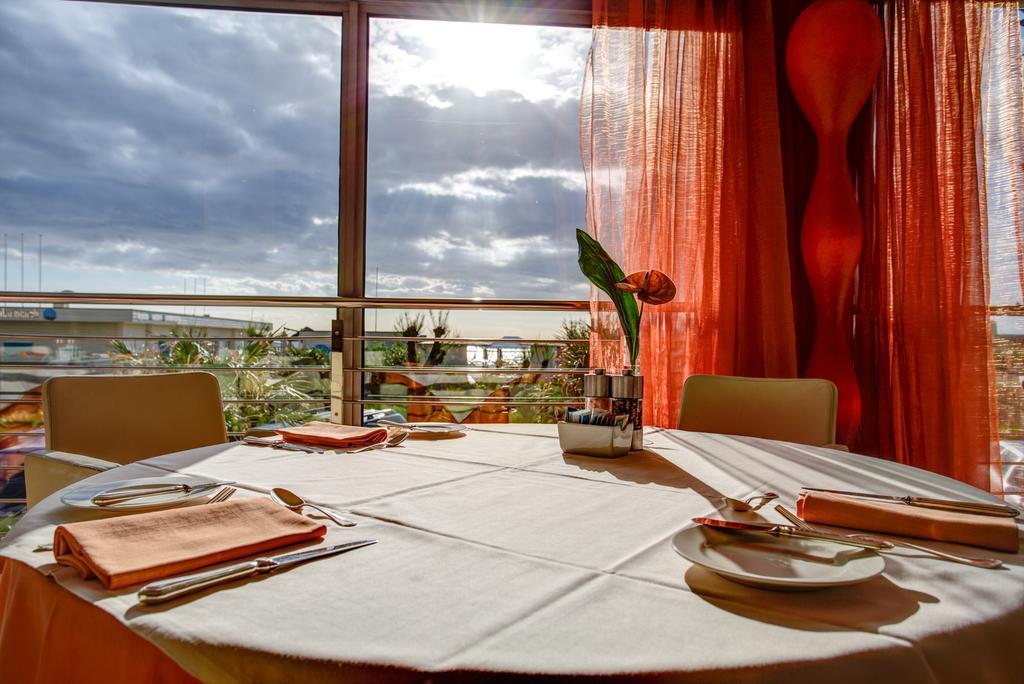 Hotel Waldorf- Premier Resort Milano Marittima Extérieur photo