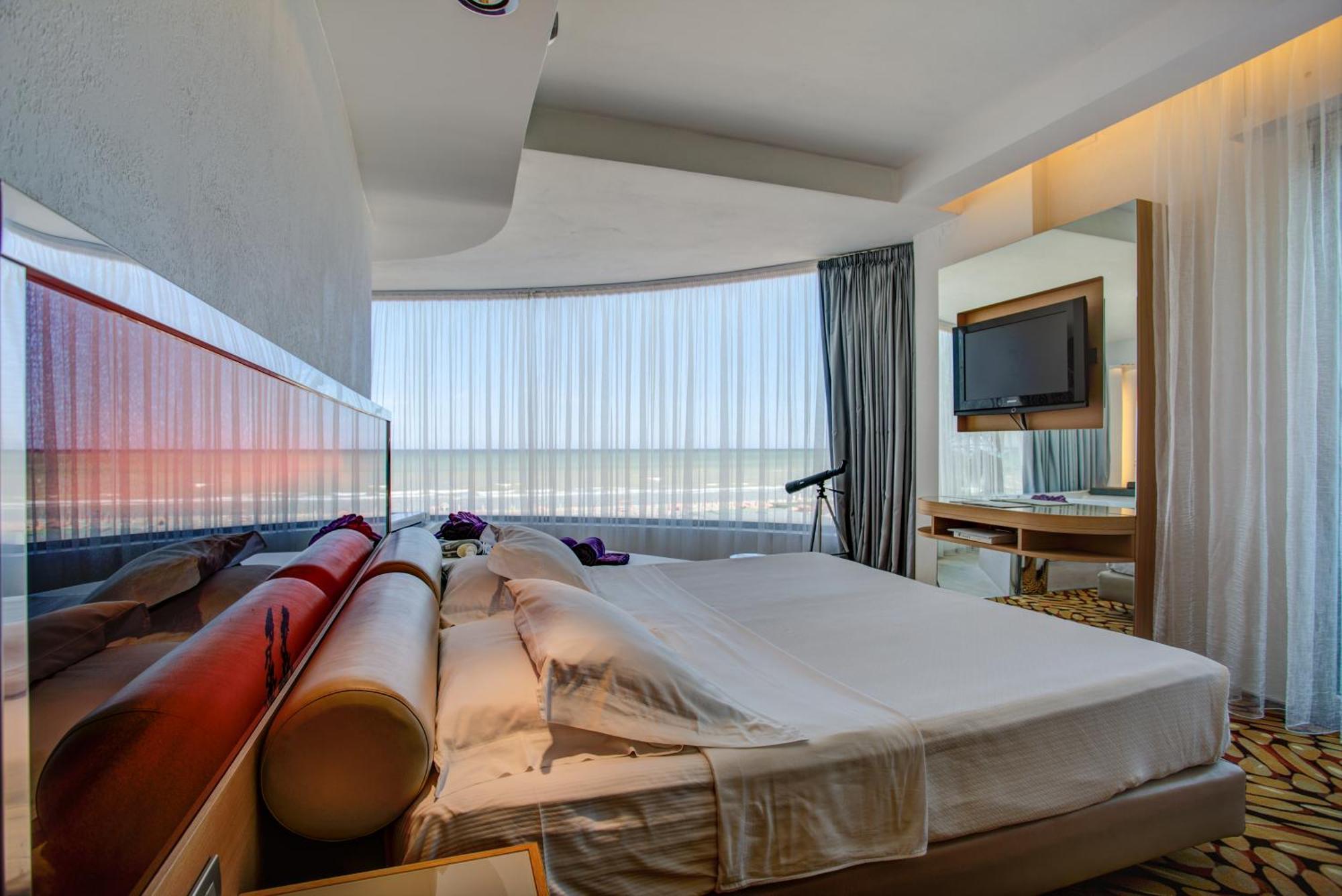 Hotel Waldorf- Premier Resort Milano Marittima Extérieur photo